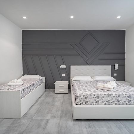 Vincent Guesthouse Scalea Bagian luar foto
