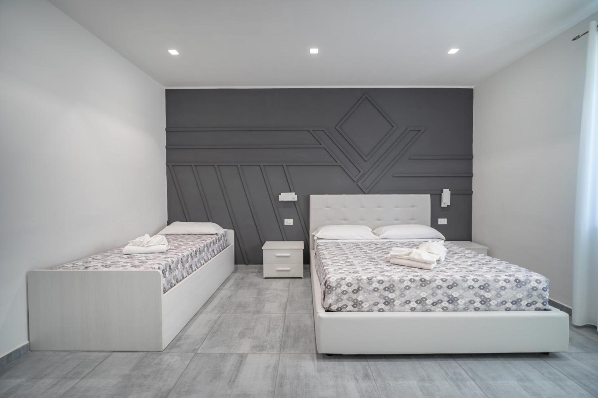 Vincent Guesthouse Scalea Bagian luar foto