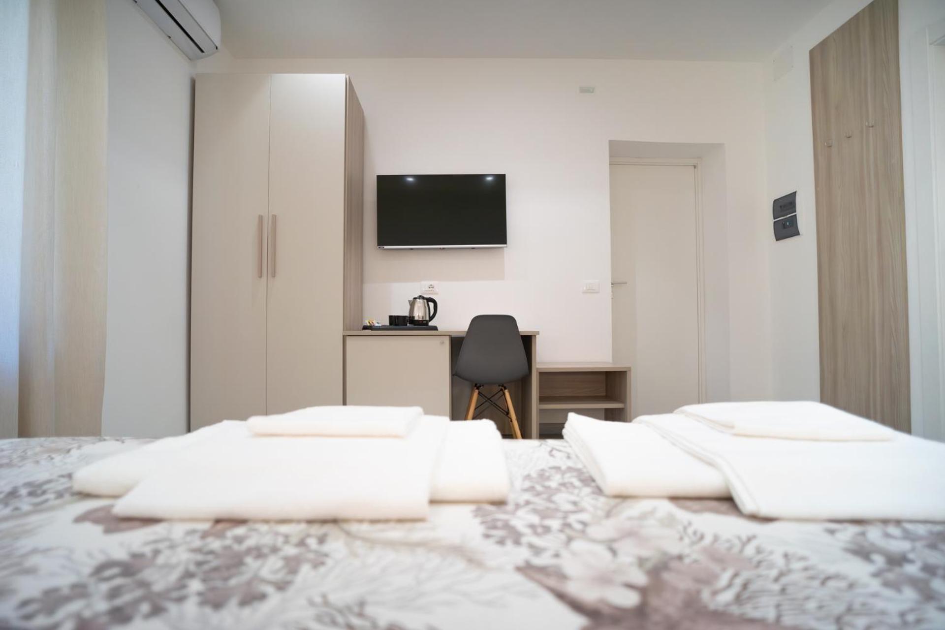 Vincent Guesthouse Scalea Bagian luar foto